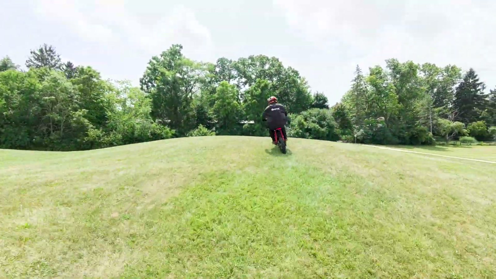 Video still from Anyland Rev 01 Mini Electric Dirt Bike Review: The Moxin Controller and Full-Twist Throttle Make It at 16:15