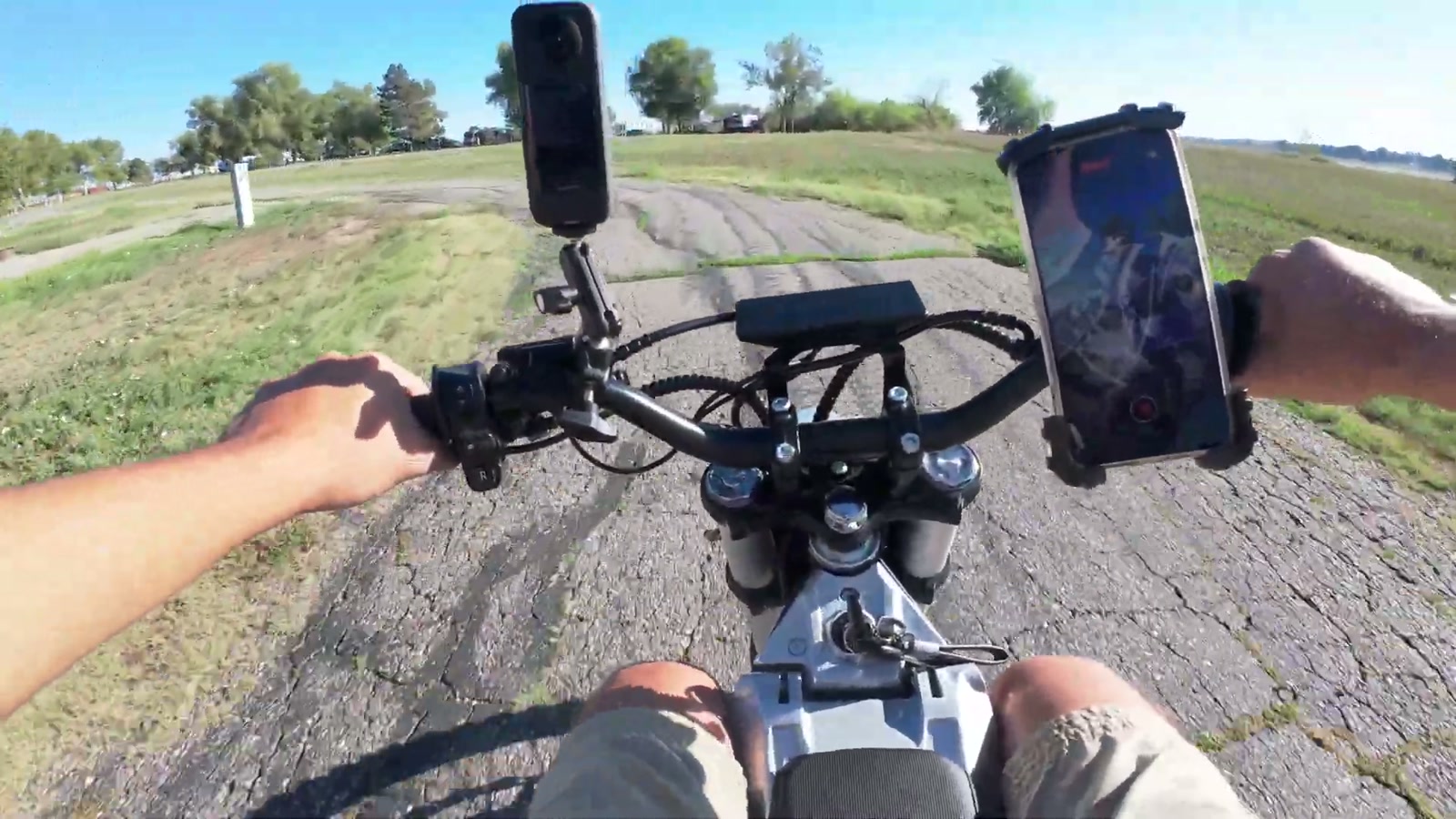 Video still from Sykeruns X7 Electric Dirt Bike Review: A Smooth, 45 MPH Mini Ripper That's Built Right at 5:09